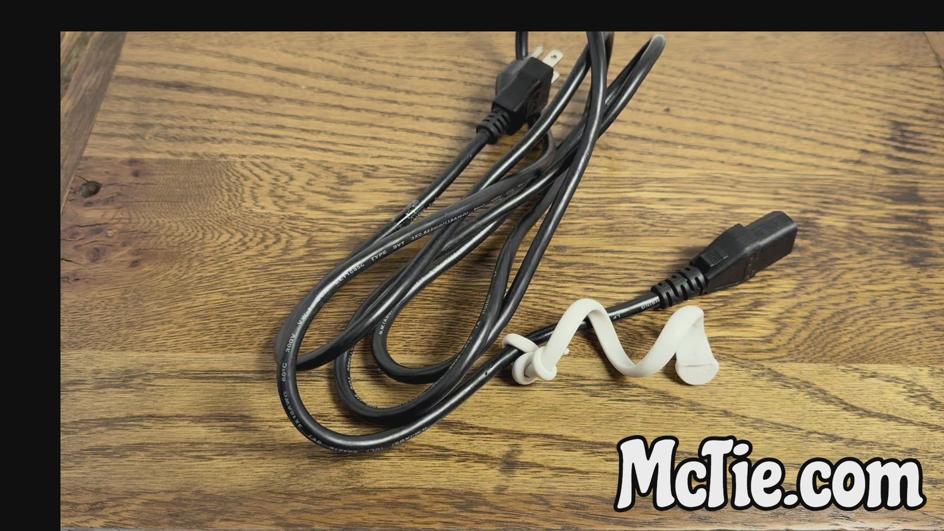 Medium Kurlyties - The Guitar Man, white, how to wrap a cable
